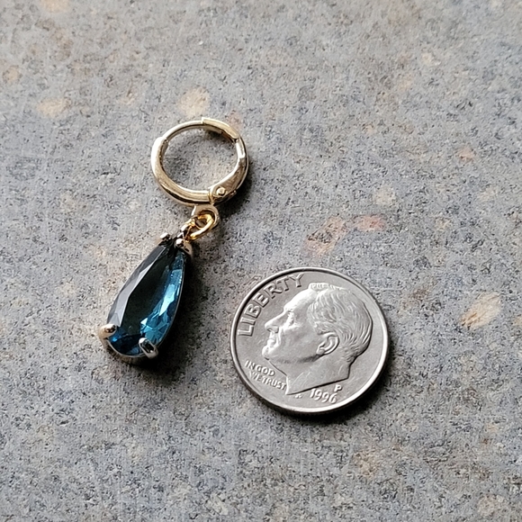 Sapphire 18k Gold Plated Bezel Earring - Picture 6 of 6